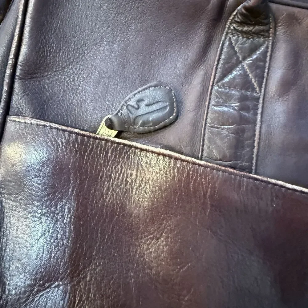 Frye Messenger Bag Leather Zip Work Briefcase in Brown Leather Distressed